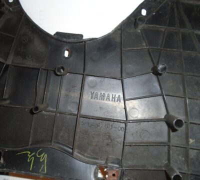 FLOOR PANEL – YAMAHA CYGNUS X 125 ( 2003 – 2006)